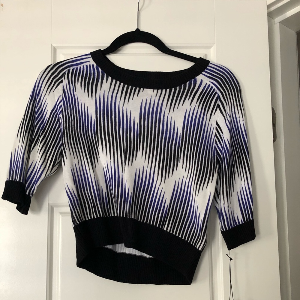 Cropped sweater
